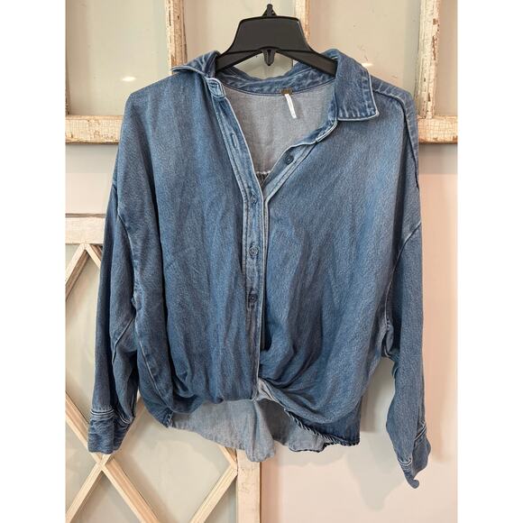 YFB Young Fabulous & Broke size medium denim top - Picture 1 of 3